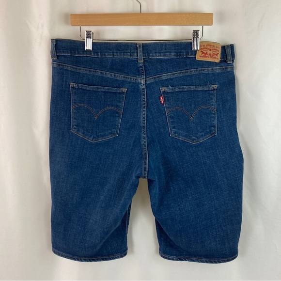 LEVI Strauss & Co Bermuda Shorts size 33 - Picture 6 of 11